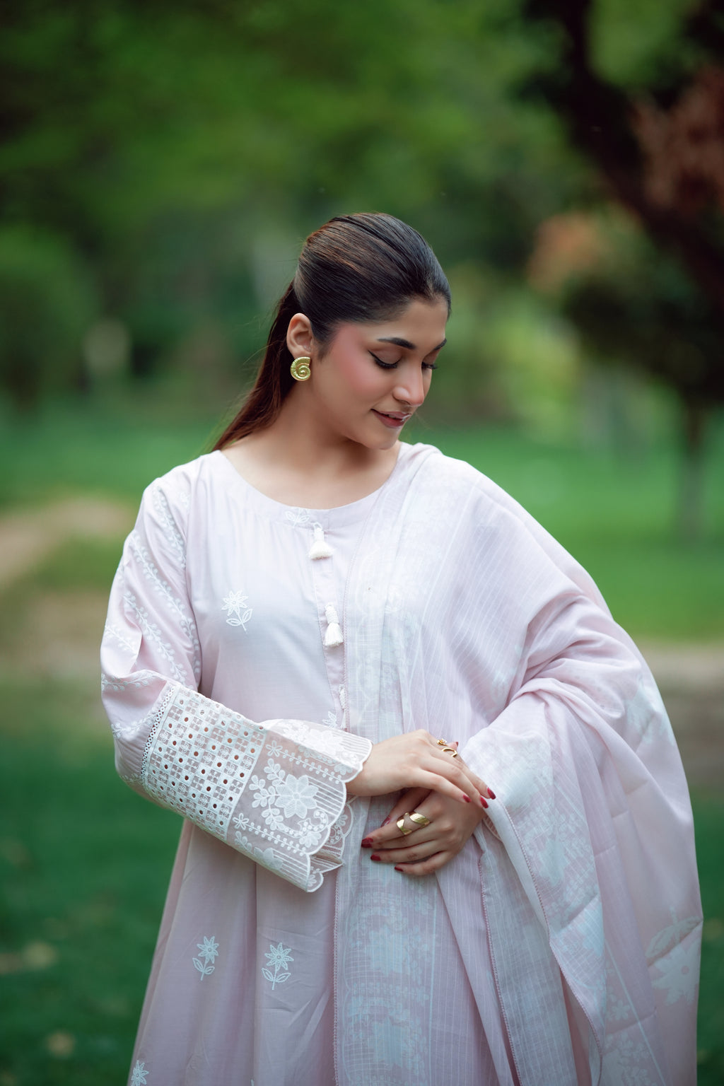 SheFive Gulbahar 3-Piece Suit