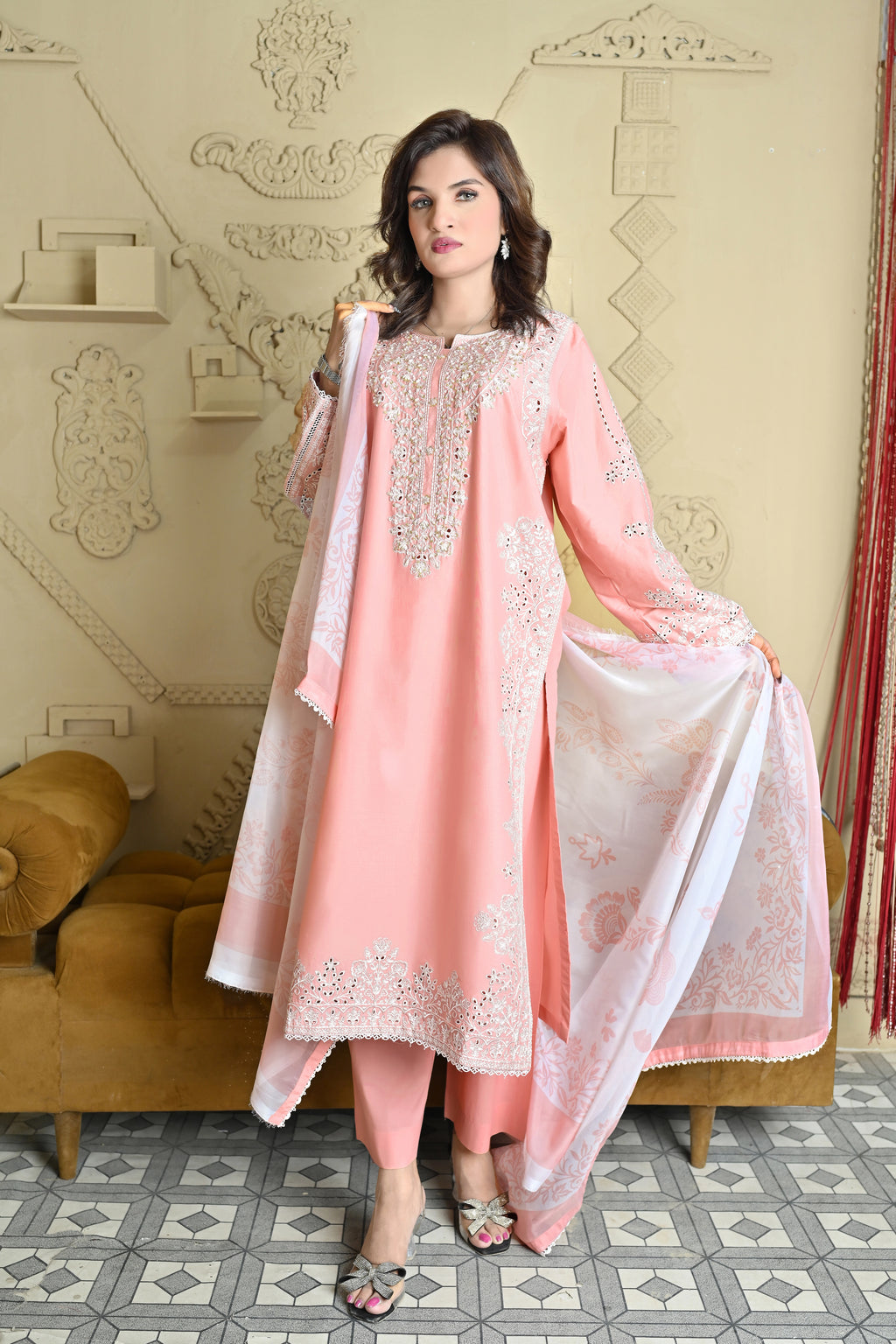Rosé Grace – Summer Hand-Made